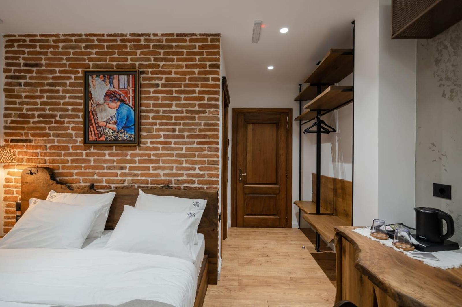 Melko Hotel